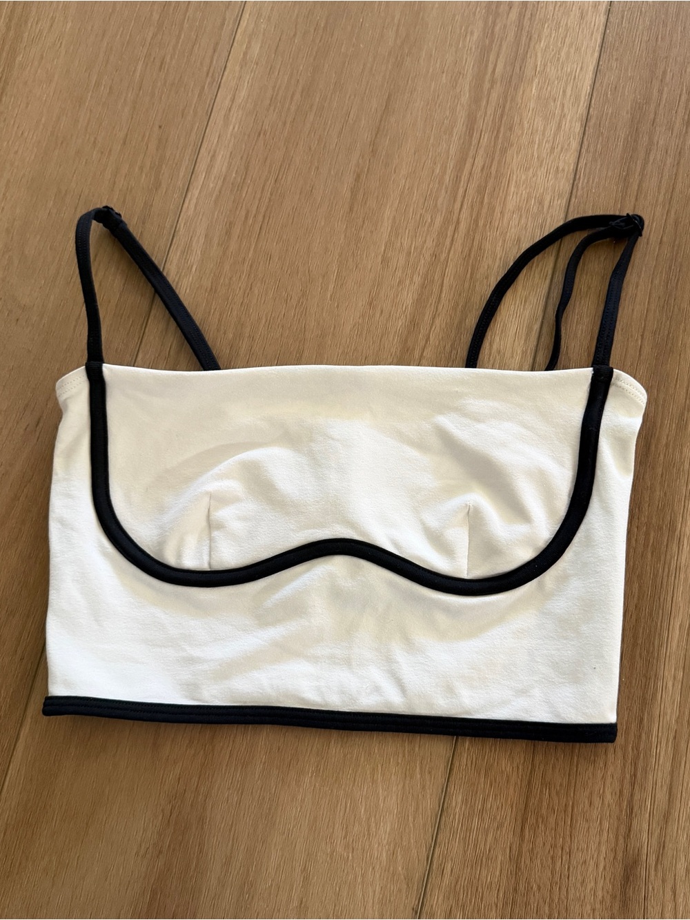 Alo sports bra